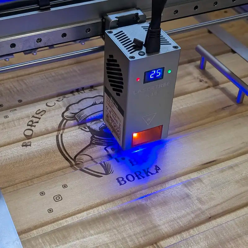 Laserbeschriftung von Holzelementen