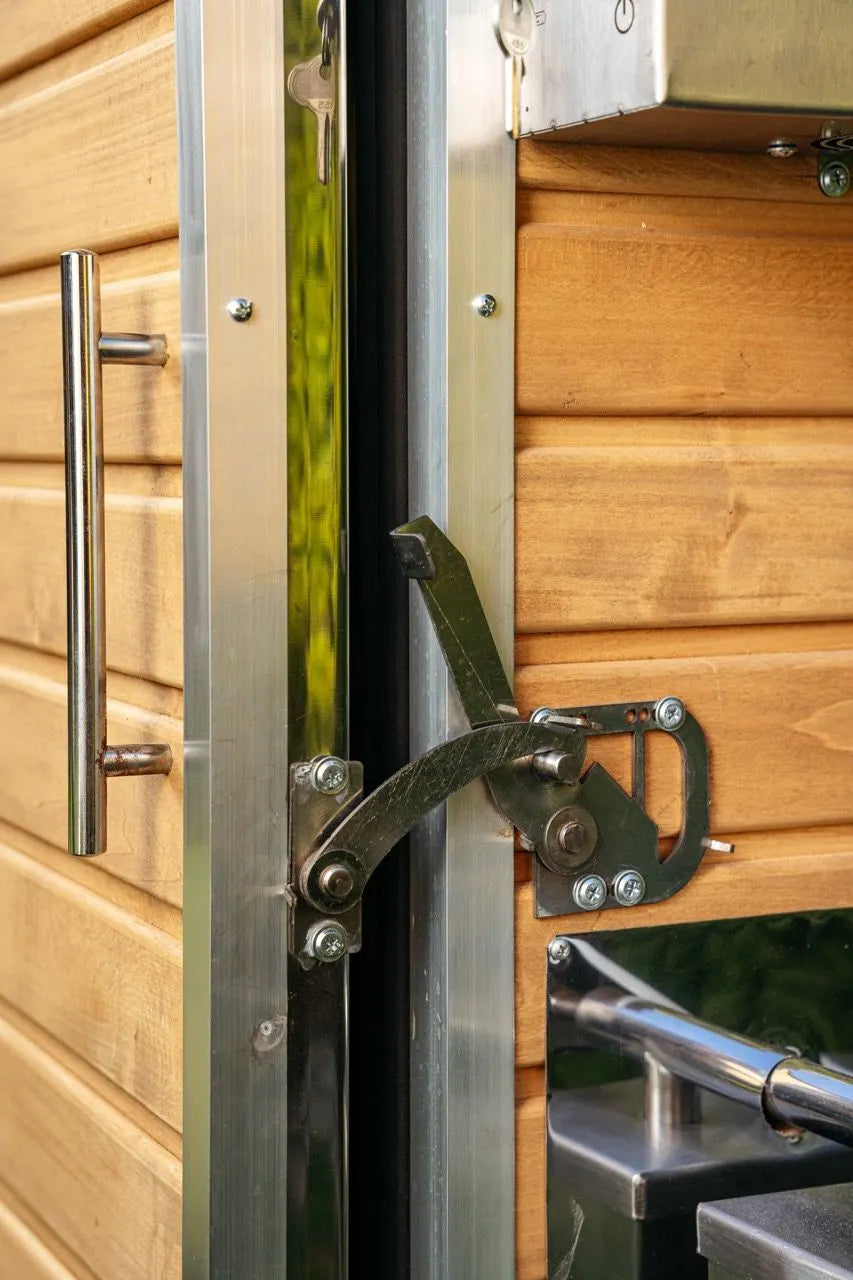 Aluminiumecken und Designer-Türbeschläge DREVOS Big PRO