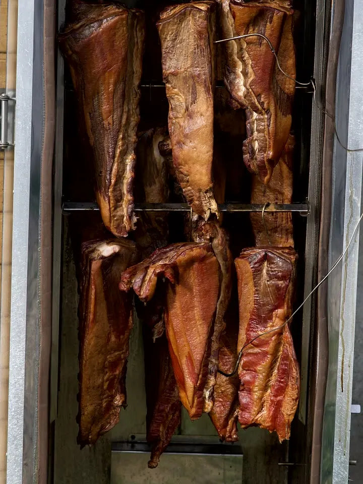 Balyk in der Kammer — Heißräuchern, Räucherofen DREVOS Family PRO