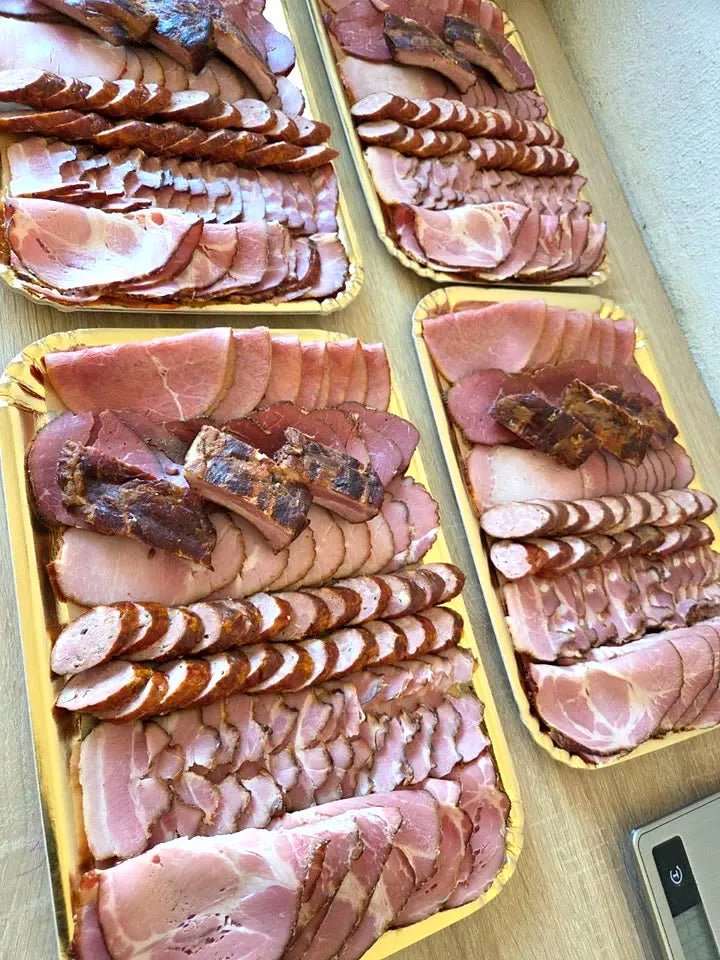Verschiedene aufgeschnittene Wurstwaren, DREVOS Family