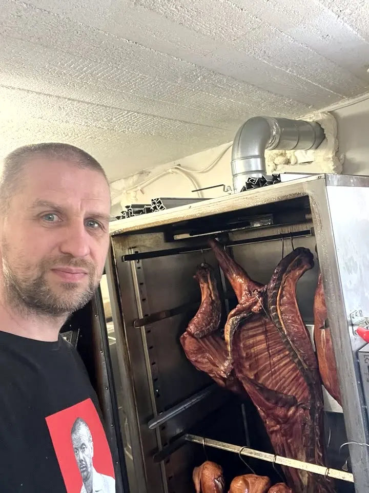 Inhaber mit Anglerfang — Heißräuchern, Räucherkammer DREVOS Smoke Chamber 50+